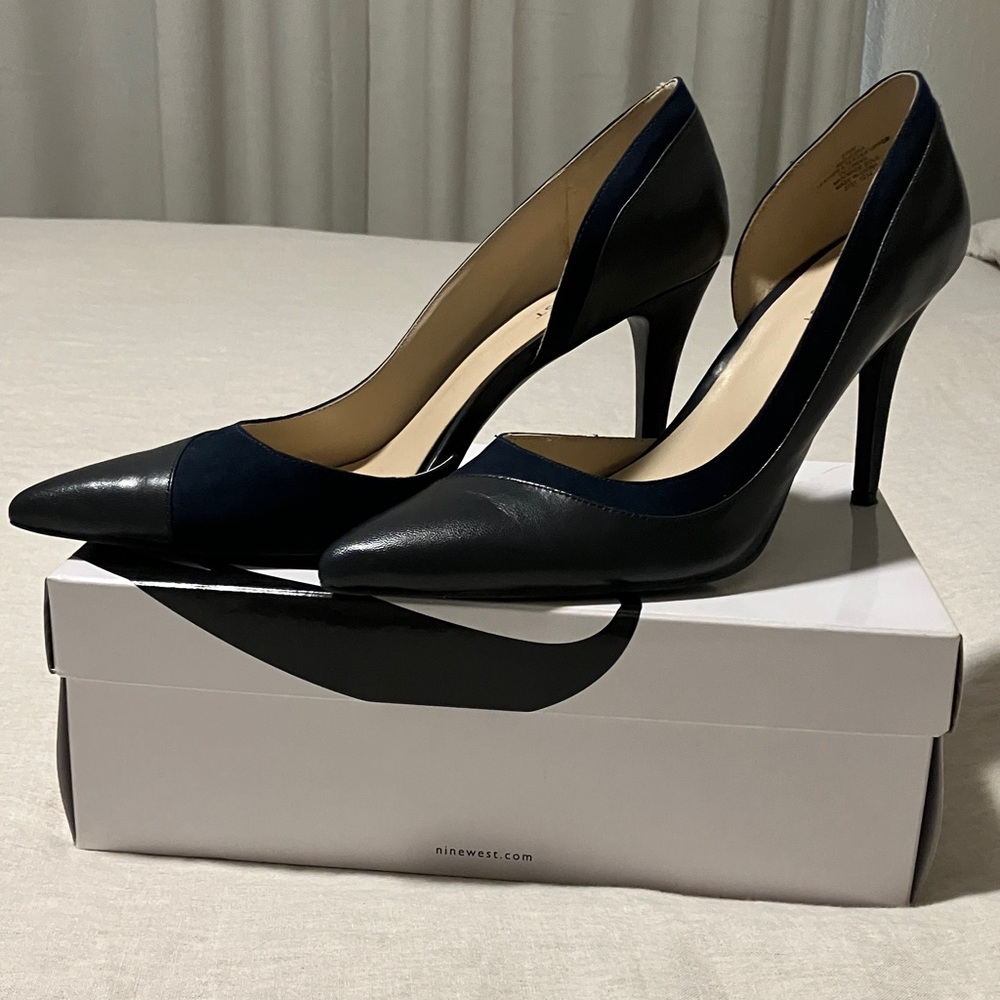 Nine West Navy Heels